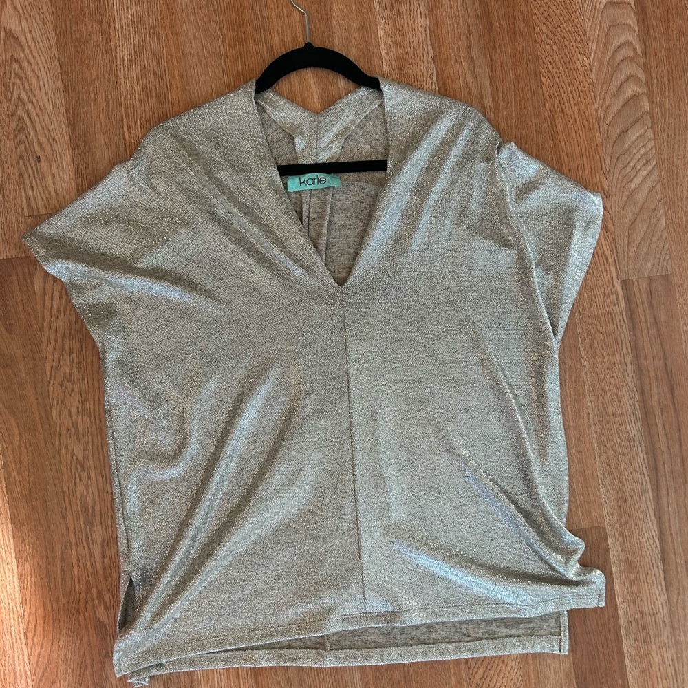 Karlie Gold top